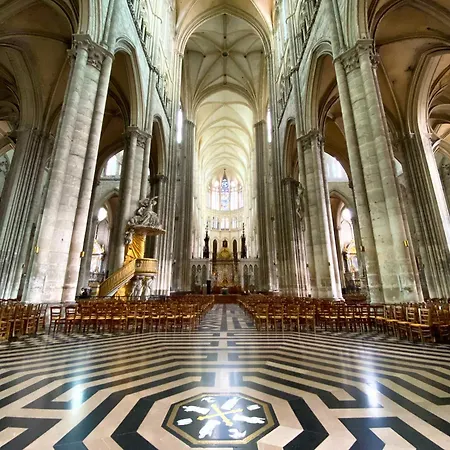 House Le Majestic Cathedral, Amiens